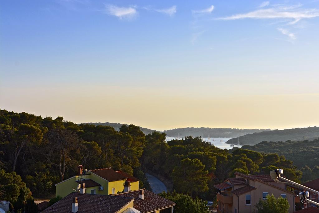 Rooms Villa Oasiss Vinkuran Εξωτερικό φωτογραφία